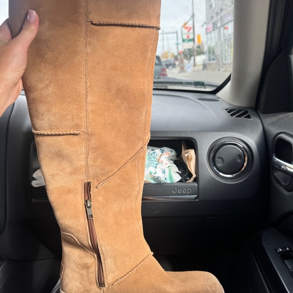 UGG Xtra platform boot - Picture 3 of 4